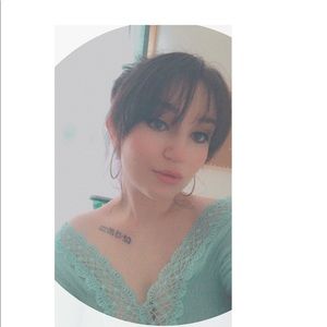 Meet your Posher, Evangeline